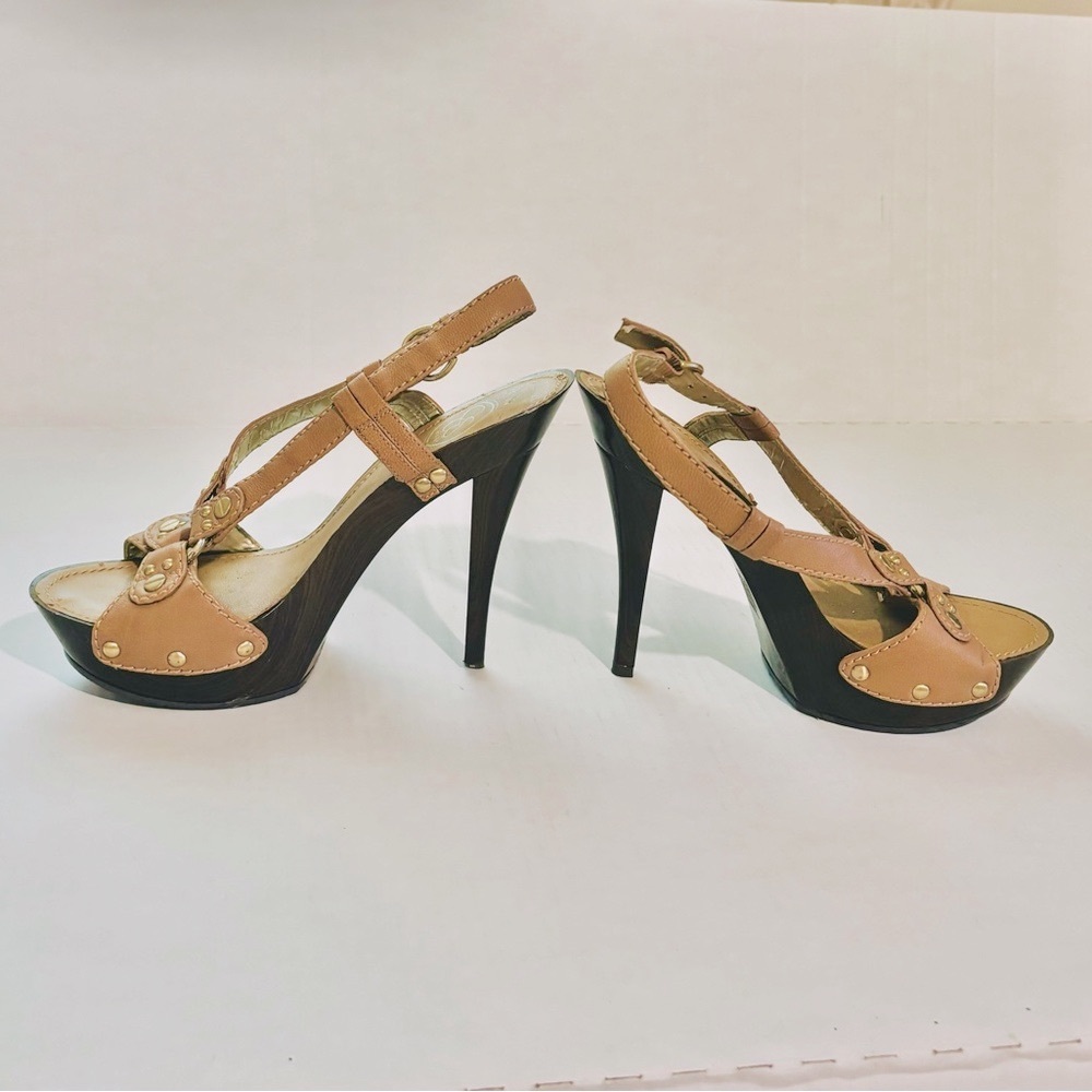 Jessica Simpson Tan Gody Sandals Size 7